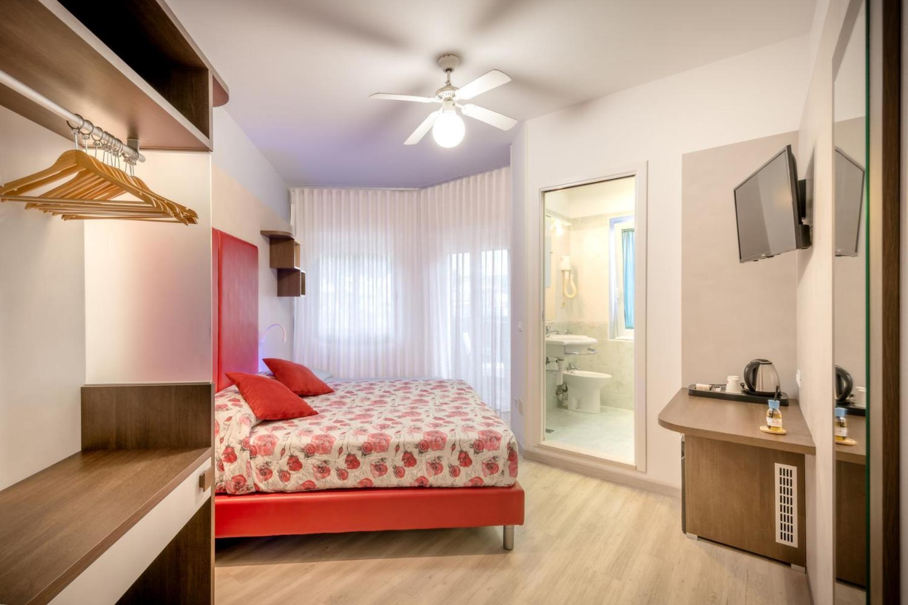 Hotel All'Orologio 3 Stelle Superior Caorle Ngoại thất bức ảnh