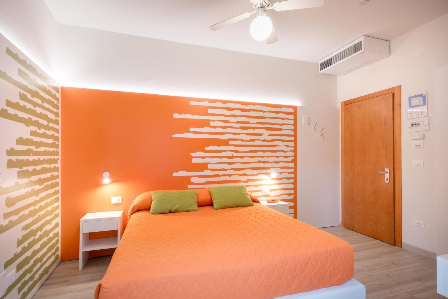 Hotel All'Orologio 3 Stelle Superior Caorle Ngoại thất bức ảnh