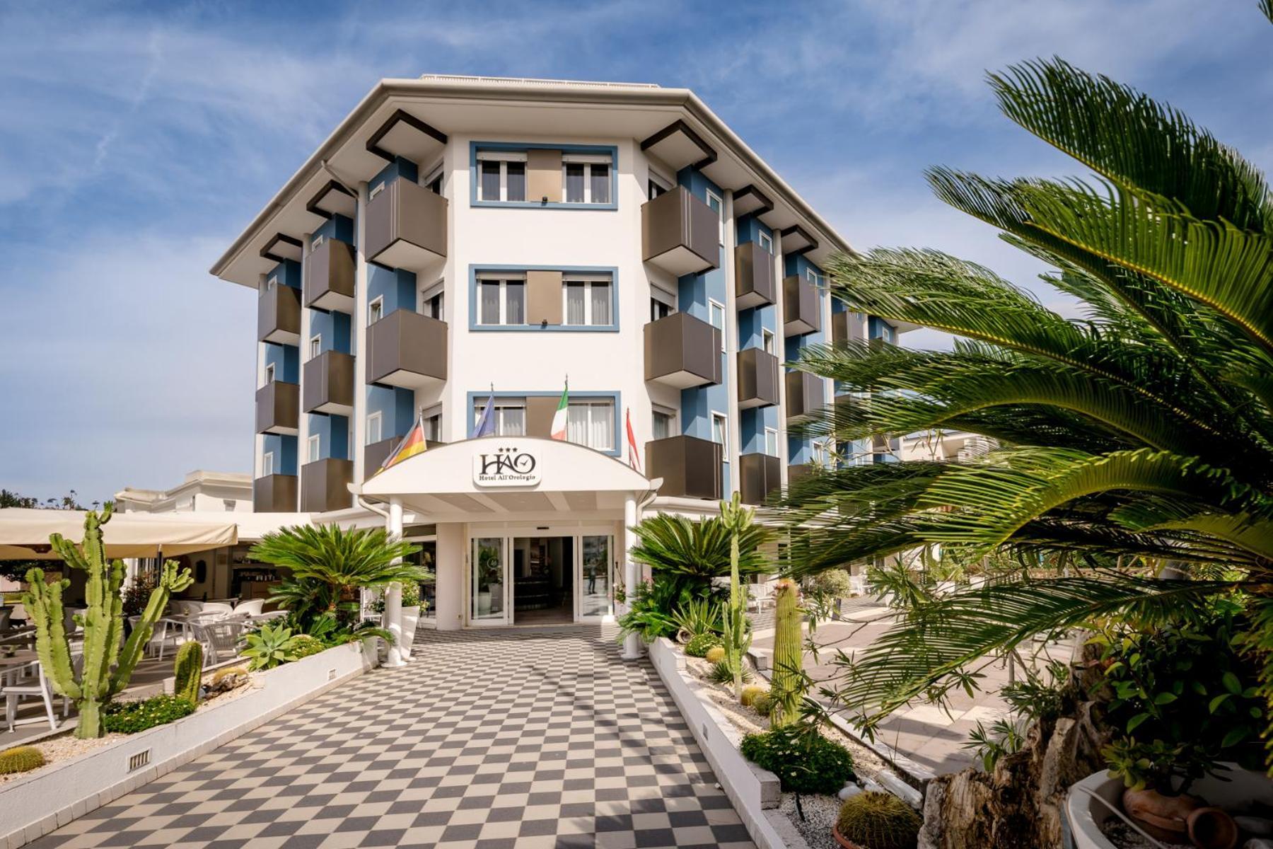 Hotel All'Orologio 3 Stelle Superior Caorle Ngoại thất bức ảnh