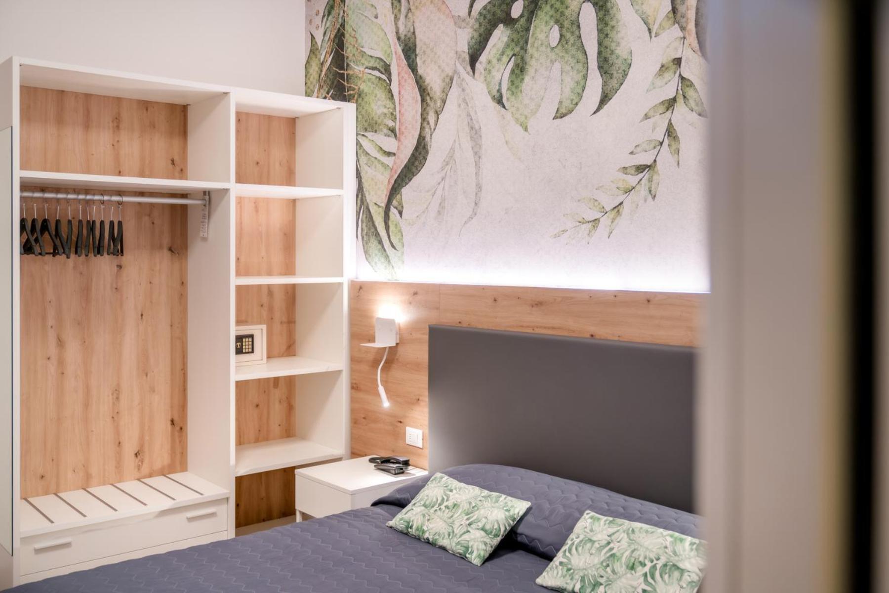 Hotel All'Orologio 3 Stelle Superior Caorle Ngoại thất bức ảnh