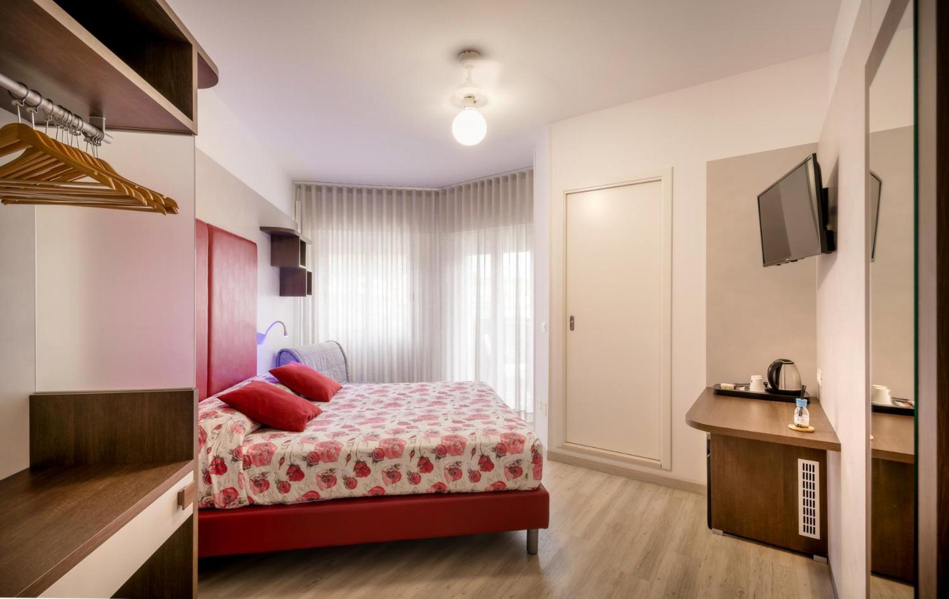 Hotel All'Orologio 3 Stelle Superior Caorle Ngoại thất bức ảnh