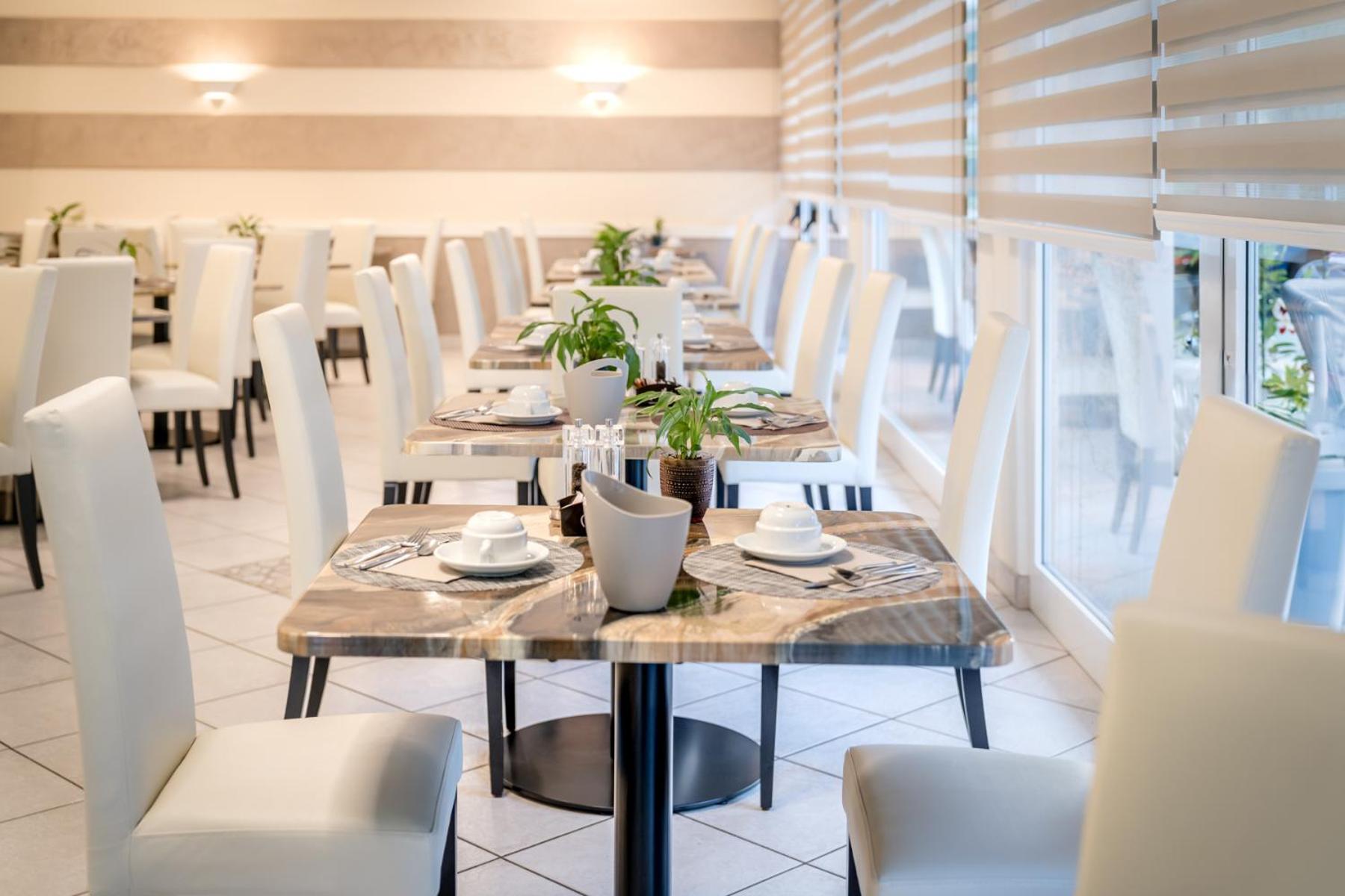Hotel All'Orologio 3 Stelle Superior Caorle Ngoại thất bức ảnh