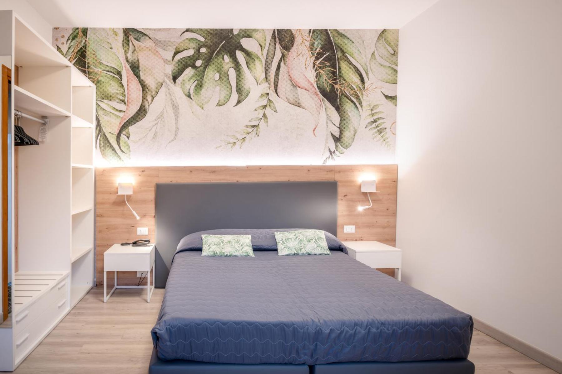 Hotel All'Orologio 3 Stelle Superior Caorle Ngoại thất bức ảnh