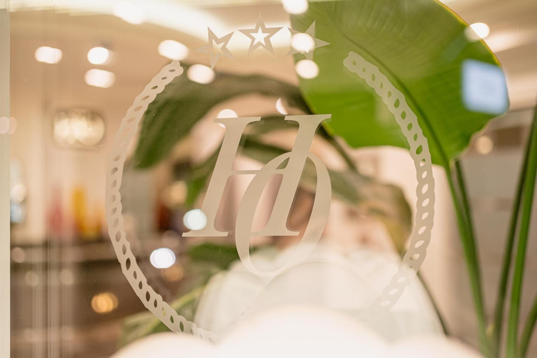 Hotel All'Orologio 3 Stelle Superior Caorle Ngoại thất bức ảnh
